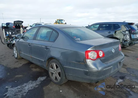 2006 Volkswagen Passat Value Edition z USA, uszkodzony, nr VIN WVWAK73C46P088855